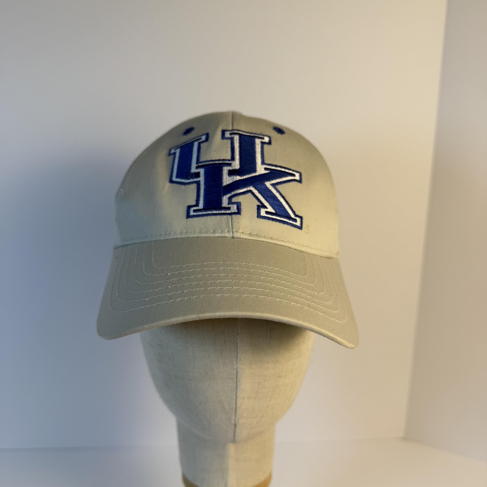Kentucky Wildcats Hat Cap Strap Back Mens One Size Ncaa Basketball Captivating